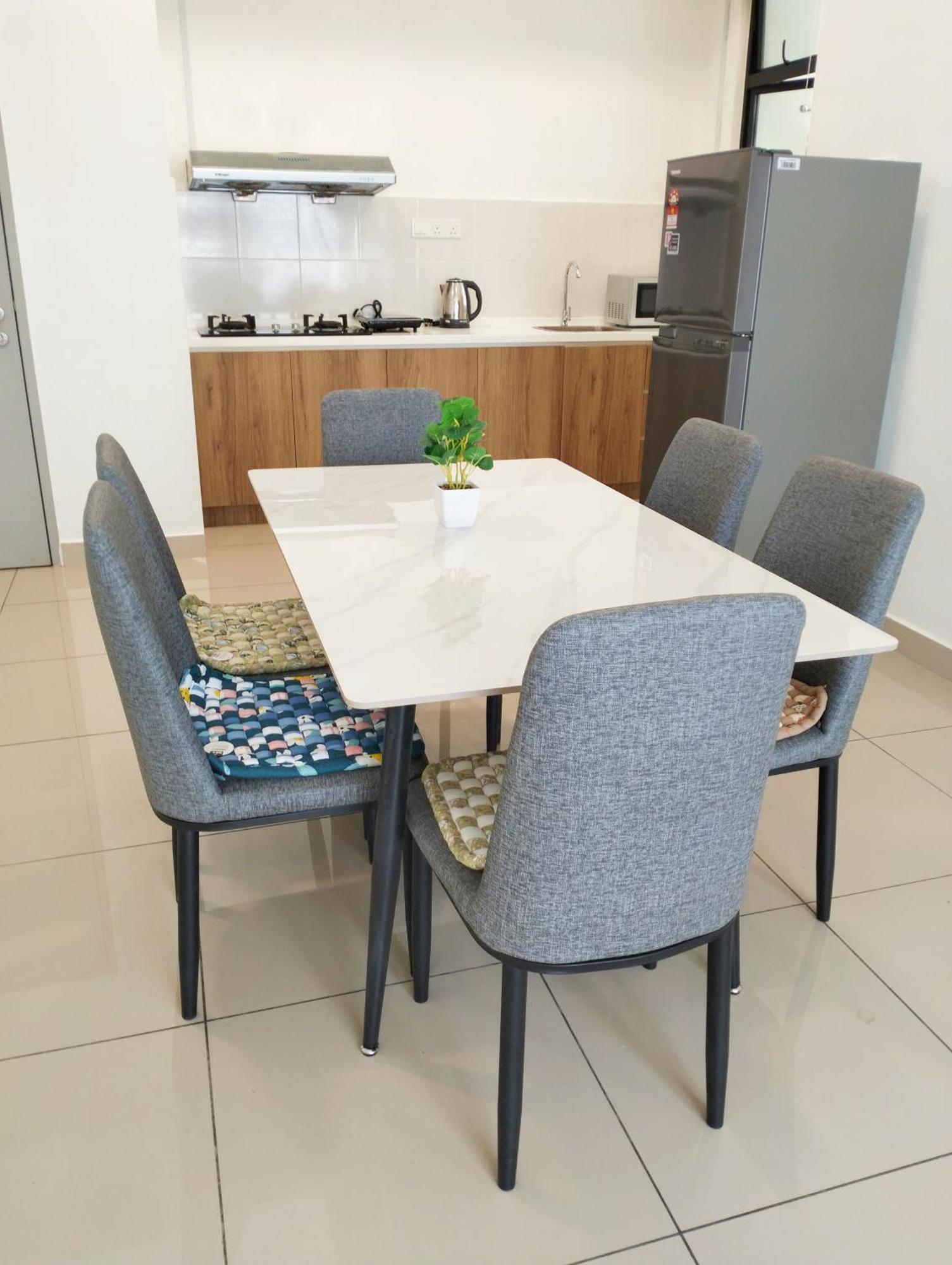 Jb Austin Regency @ Simple Tidy Comfort 7 Pax Pangsapuri Johor Bahru