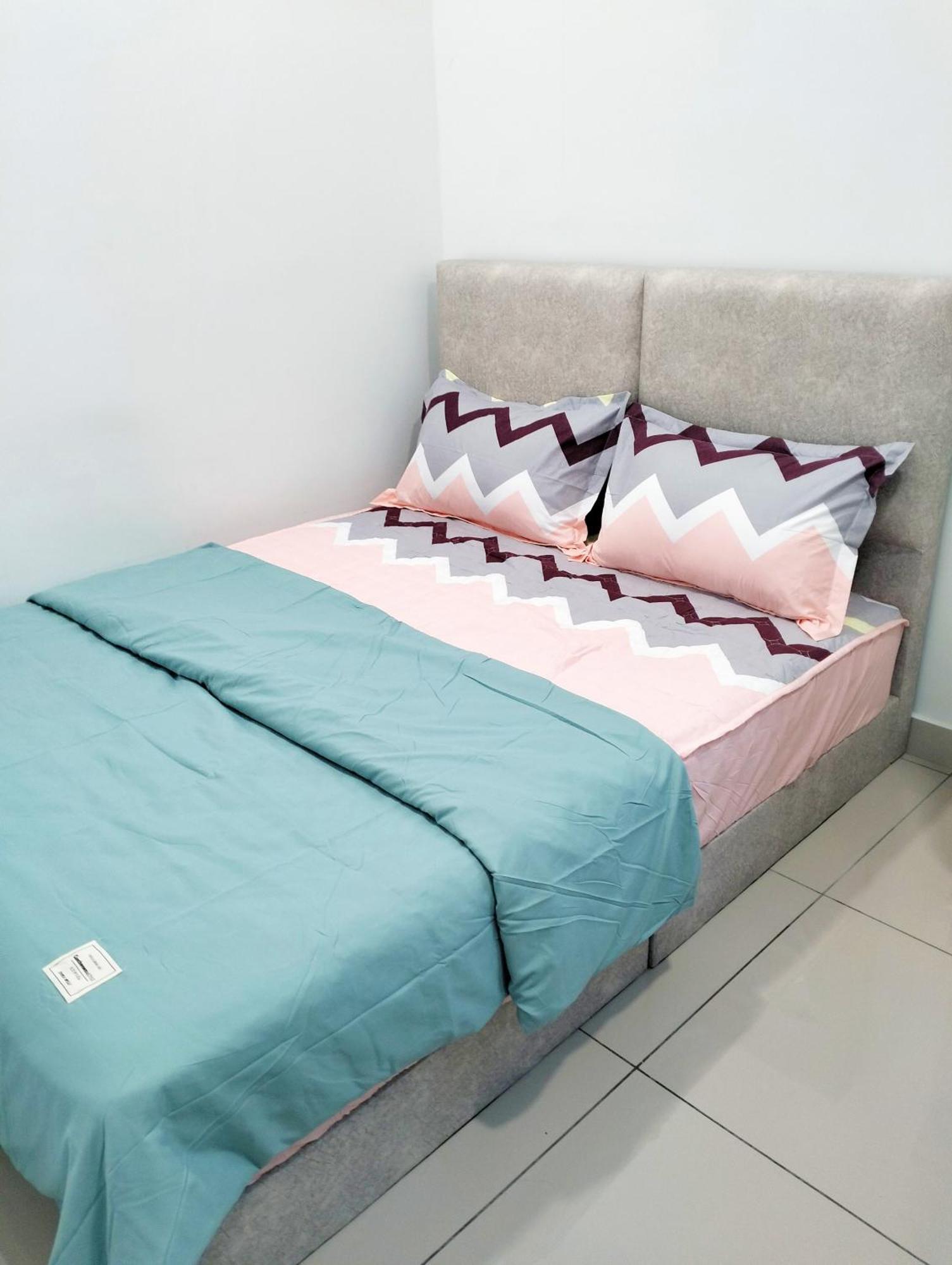 Jb Austin Regency @ Simple Tidy Comfort 7 Pax Johor Bahru